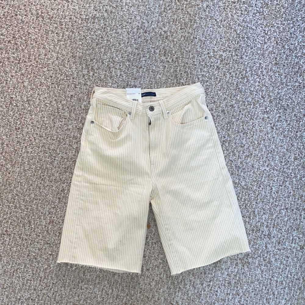 Levi’s Made and Crafted Column Short size 27